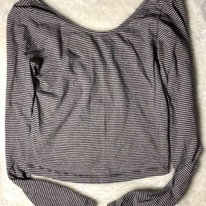 ✨ 3 FOR $10 ✨ - Brandy Melville Long Sleeve